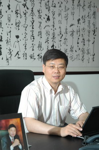欒潤峰